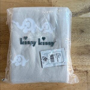 Kissy Kissy Cream Baby Blanket with Elephant Motif